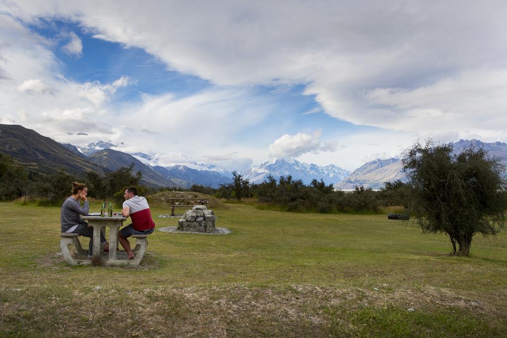 Glentanner Park Centre Hotel Aoraki / Mount Cook Exterior photo