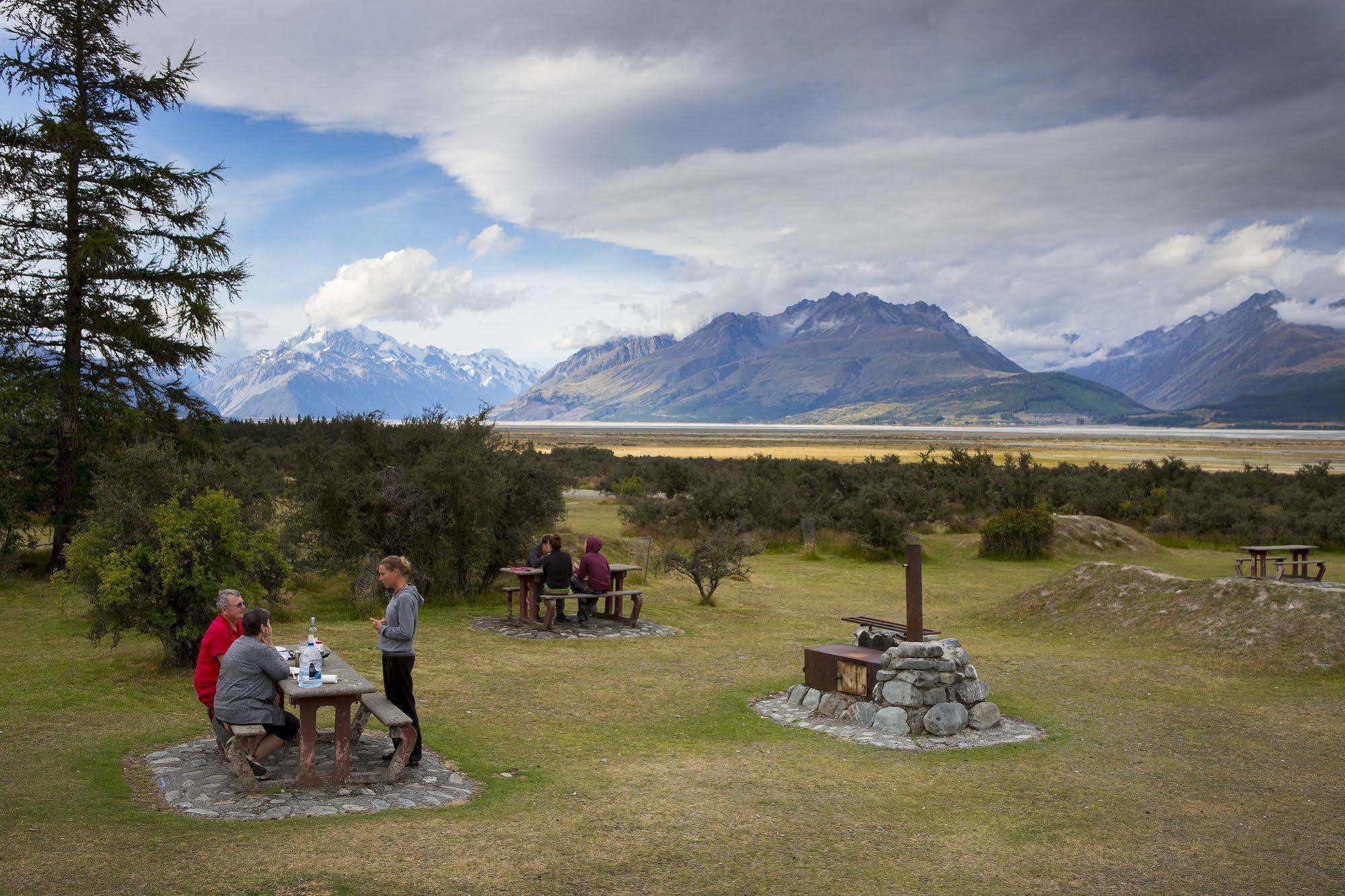 Glentanner Park Centre Hotel Aoraki / Mount Cook Exterior photo